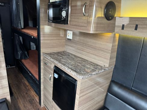 Used 2014 Mercedes-Benz Sprinter 3500 image 17