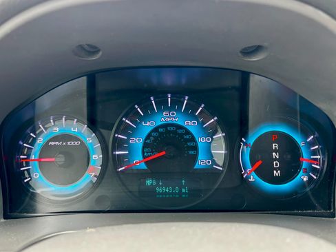 Used 2011 Ford Fusion SEL w/ 301A Rapid Spec Order Code image 8