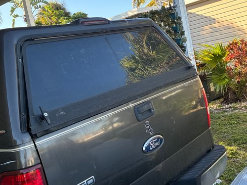 Used 2006 Ford F150 XLT image 9