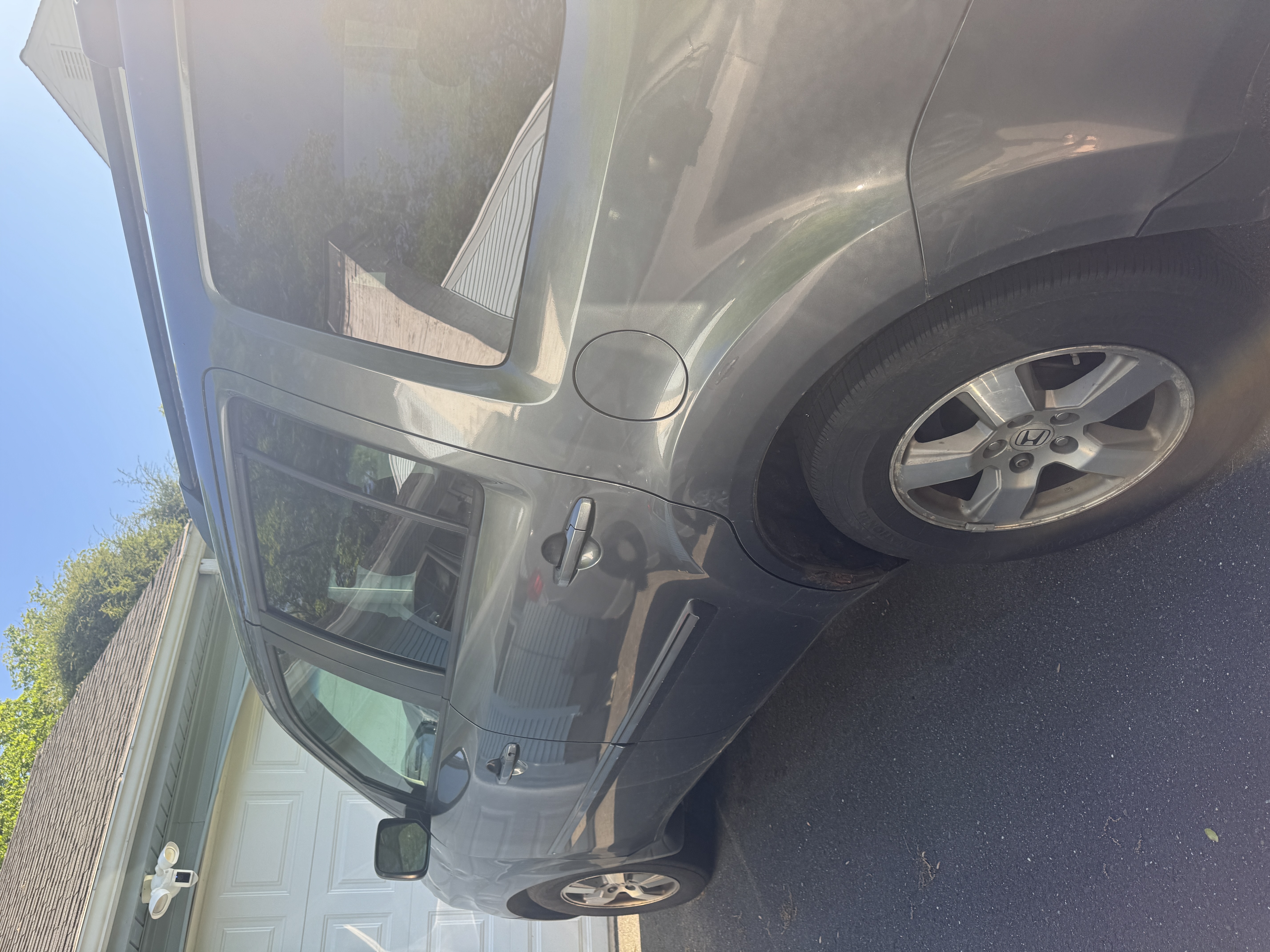 Used 2010 Honda Pilot EX-L image 1