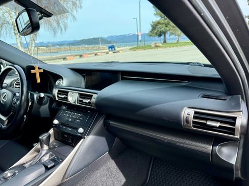 Used 2016 Lexus IS 350 AWD image 28