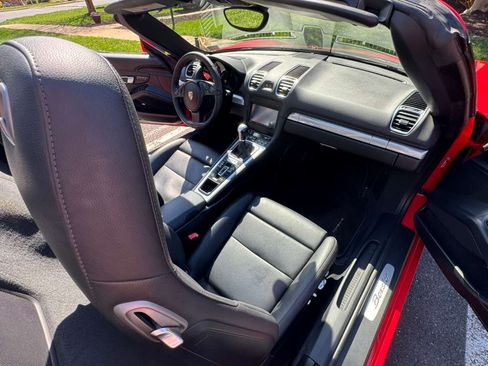 Used 2013 Porsche Boxster Convertible 2D image 6