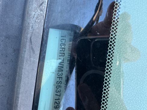 Used 2015 RAM 1500 Laramie w/ Convenience Group image 6