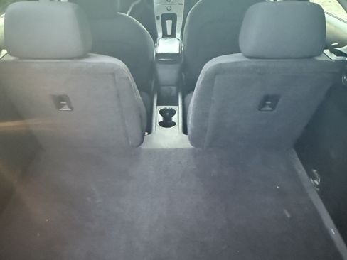 Used 2011 Chevrolet Volt Sedan 4D image 9