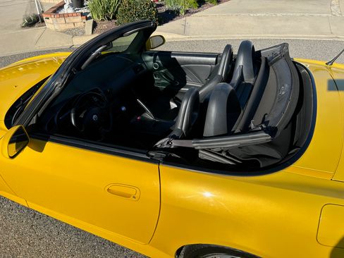 Used 2002 Honda S2000 image 28