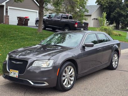 Used 2017 Chrysler 300 Limited