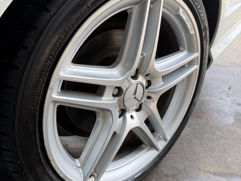 Used 2008 Mercedes-Benz C 300 4MATIC Sedan image 6