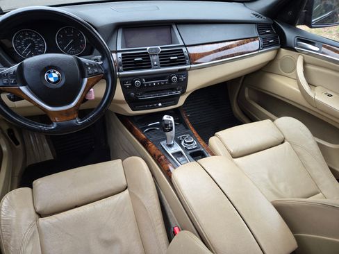 Used 2011 BMW X5 xDrive50i image 20