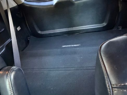 Used 2015 Toyota Highlander XLE image 16