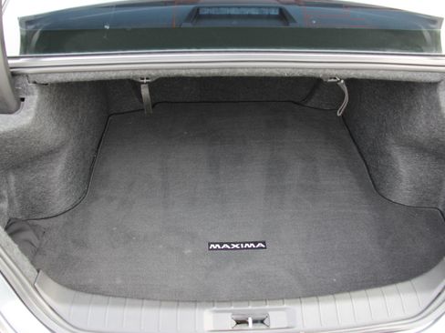 Used 2016 Nissan Maxima Platinum w/ Interior Lighting Package image 8