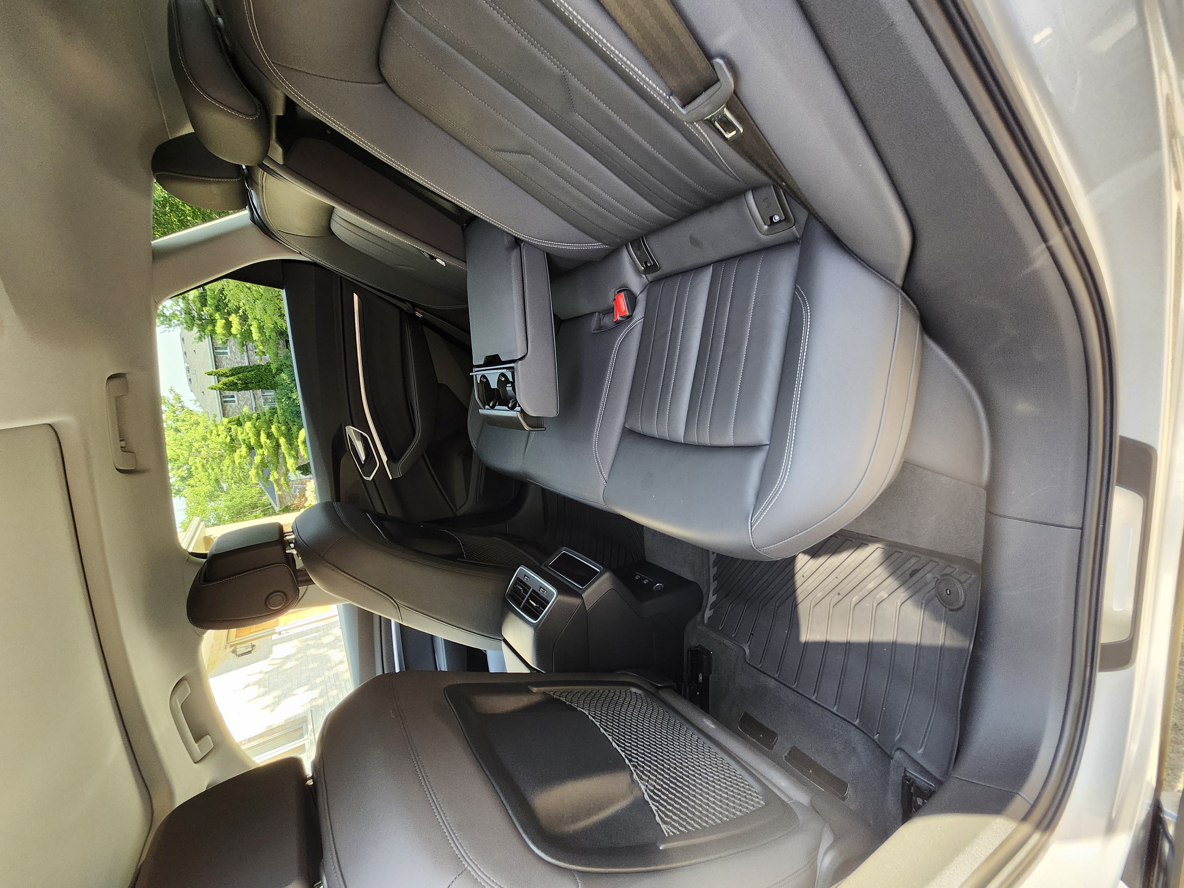 Used 2021 Audi e-tron Premium w/ Convenience Plus Package AWD/4WD image 15