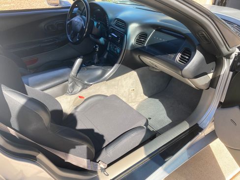 Used 1998 Chevrolet Corvette Coupe RWD image 10