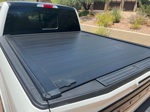 Used 2015 Ford F150 Platinum w/ Technology Package image 10