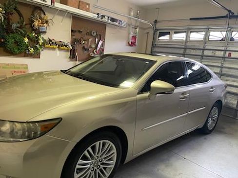Used 2013 Lexus ES 350 w/ Luxury Pkg image 13