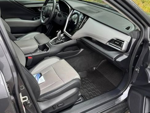 Used 2020 Subaru Outback Limited image 4