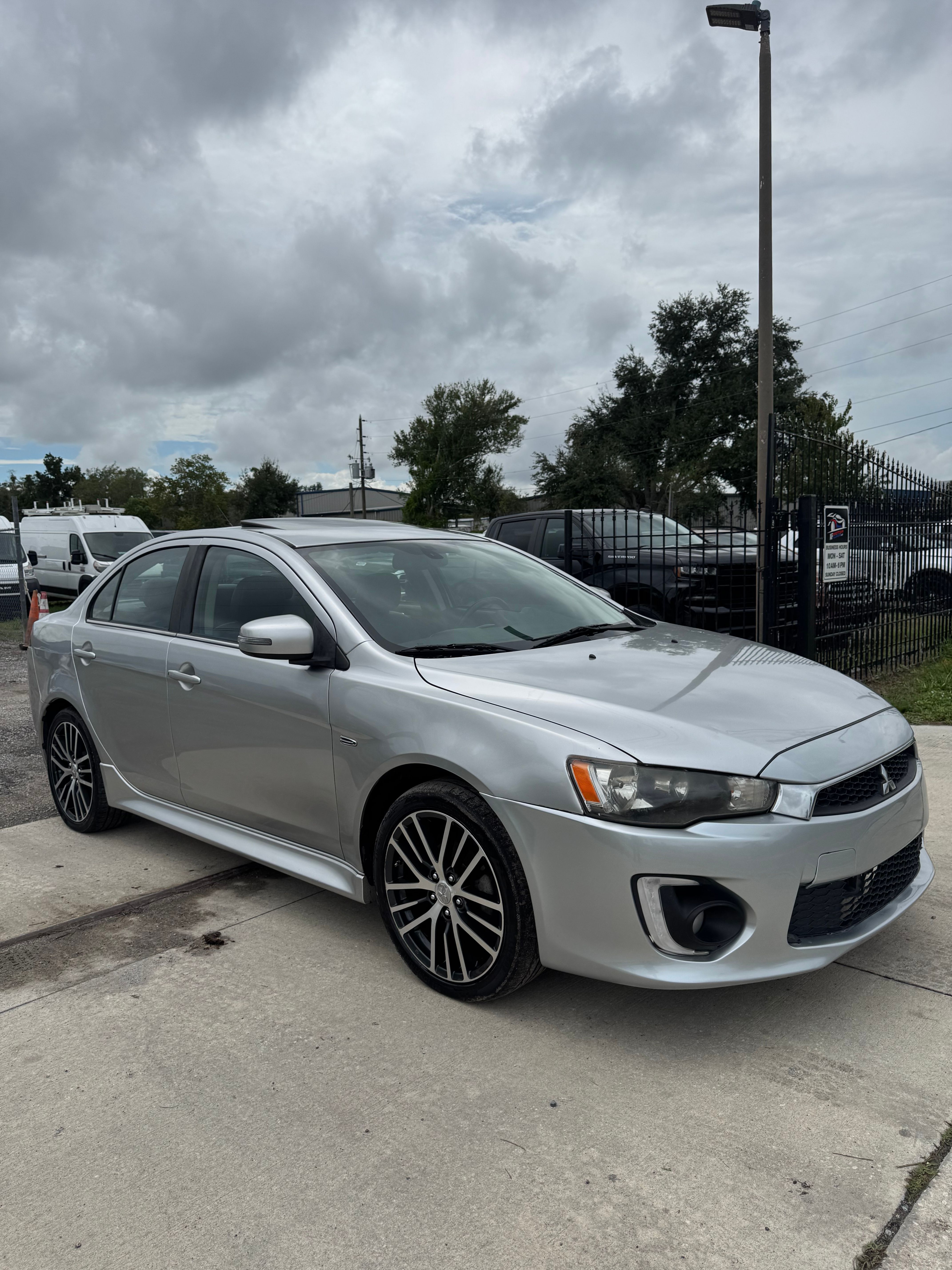 Used 2017 Mitsubishi Lancer AWD Sedan image 4