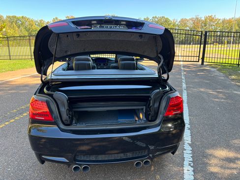 Used 2012 BMW M3 Convertible image 6