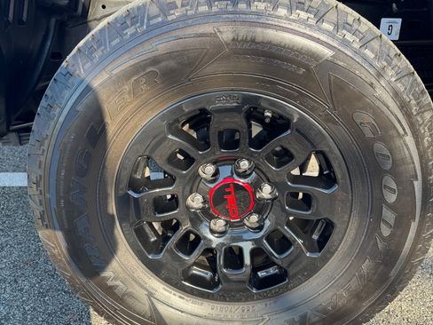 Used 2019 Toyota Tacoma TRD Pro image 11