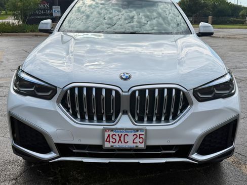 Used 2023 BMW X6 xDrive40i w/ Premium Package AWD/4WD image 4