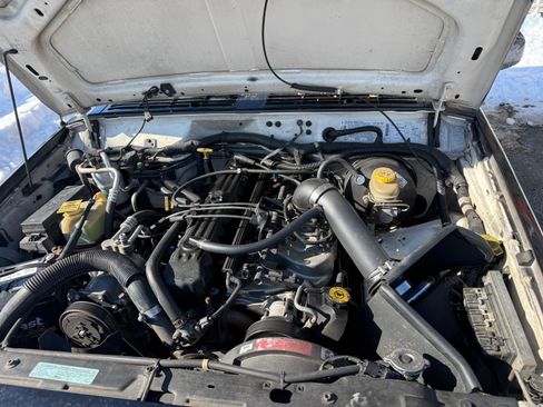 Used 1999 Jeep Cherokee 4WD 4-Door image 12