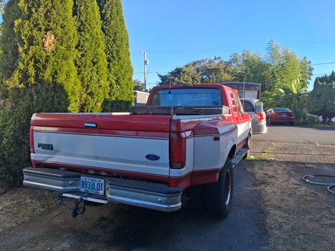 Used 1997 Ford F350 2WD SuperCab DRW image 4