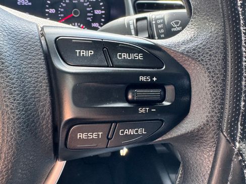 Used 2018 Kia Rio S FWD image 16