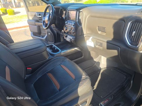 Used 2023 GMC Sierra 2500 AT4 w/ AT4 Premium Plus Package image 6