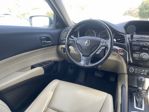 Used 2017 Acura ILX image 6