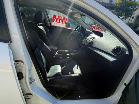 Used 2010 MAZDA MAZDA3 s Grand Touring image 8