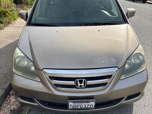 Used 2006 Honda Odyssey EX image 2