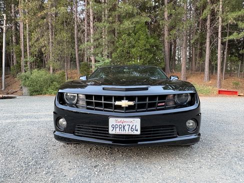 Used 2013 Chevrolet Camaro SS w/ RS Package RWD image 4
