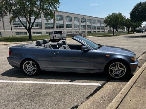 Used 2004 BMW 330Ci Convertible RWD image 1