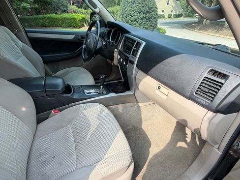 Used 2007 Toyota 4Runner Sport RWD image 13