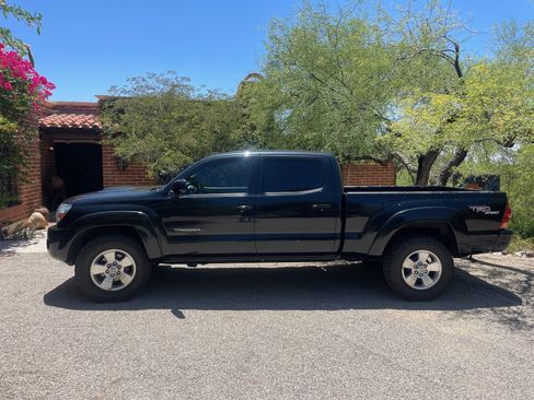 Used 2005 Toyota Tacoma 4x4 Double Cab image 1