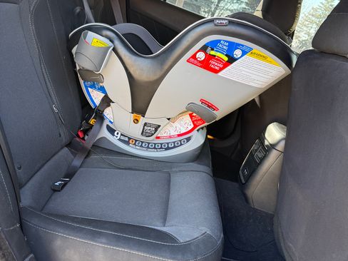 Used 2021 Dodge Charger SXT w/ Blacktop Package image 10