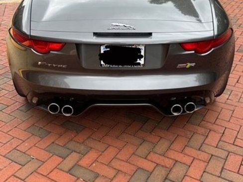 Used 2016 Jaguar F-TYPE R image 5