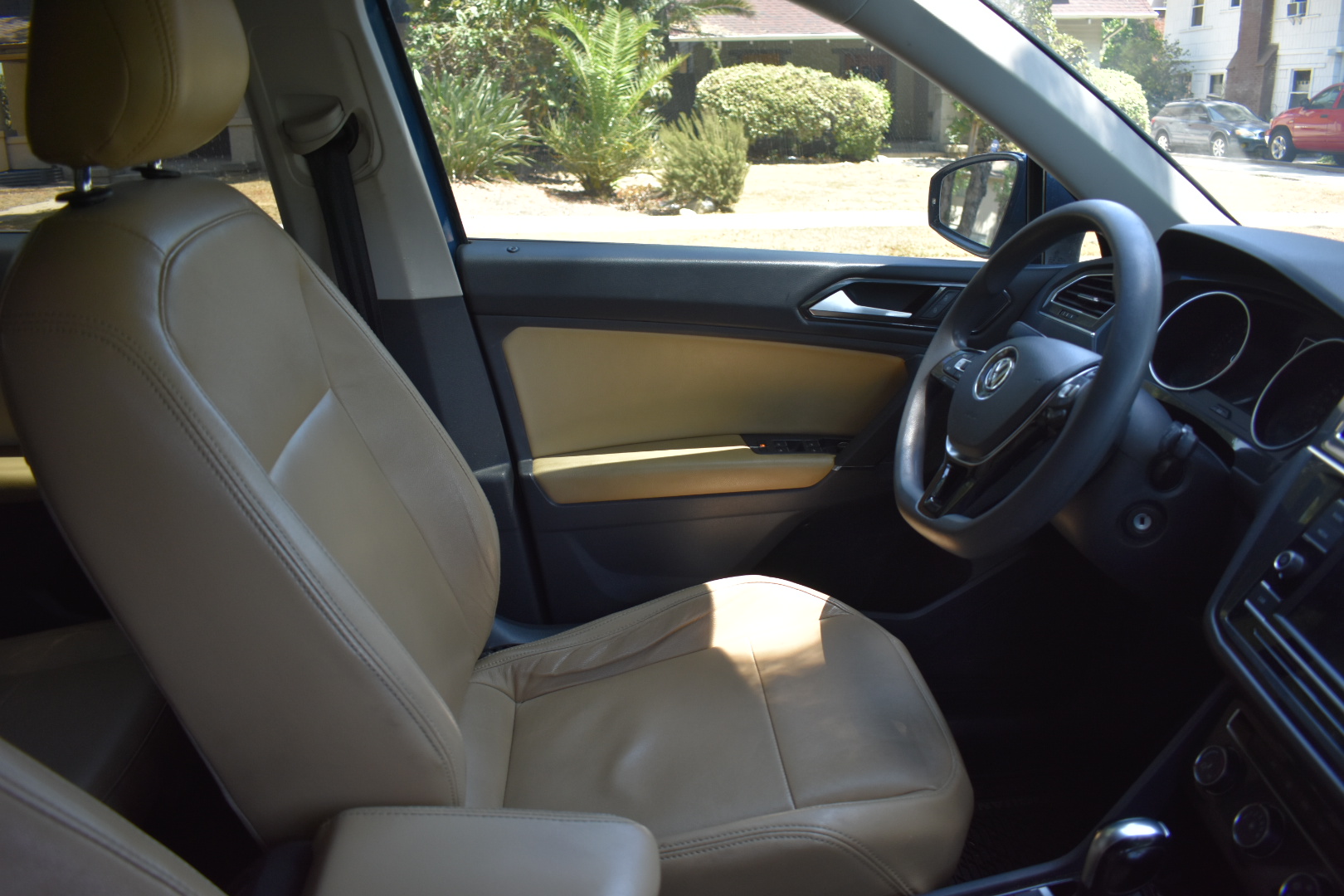 Used 2018 Volkswagen Tiguan S FWD image 11