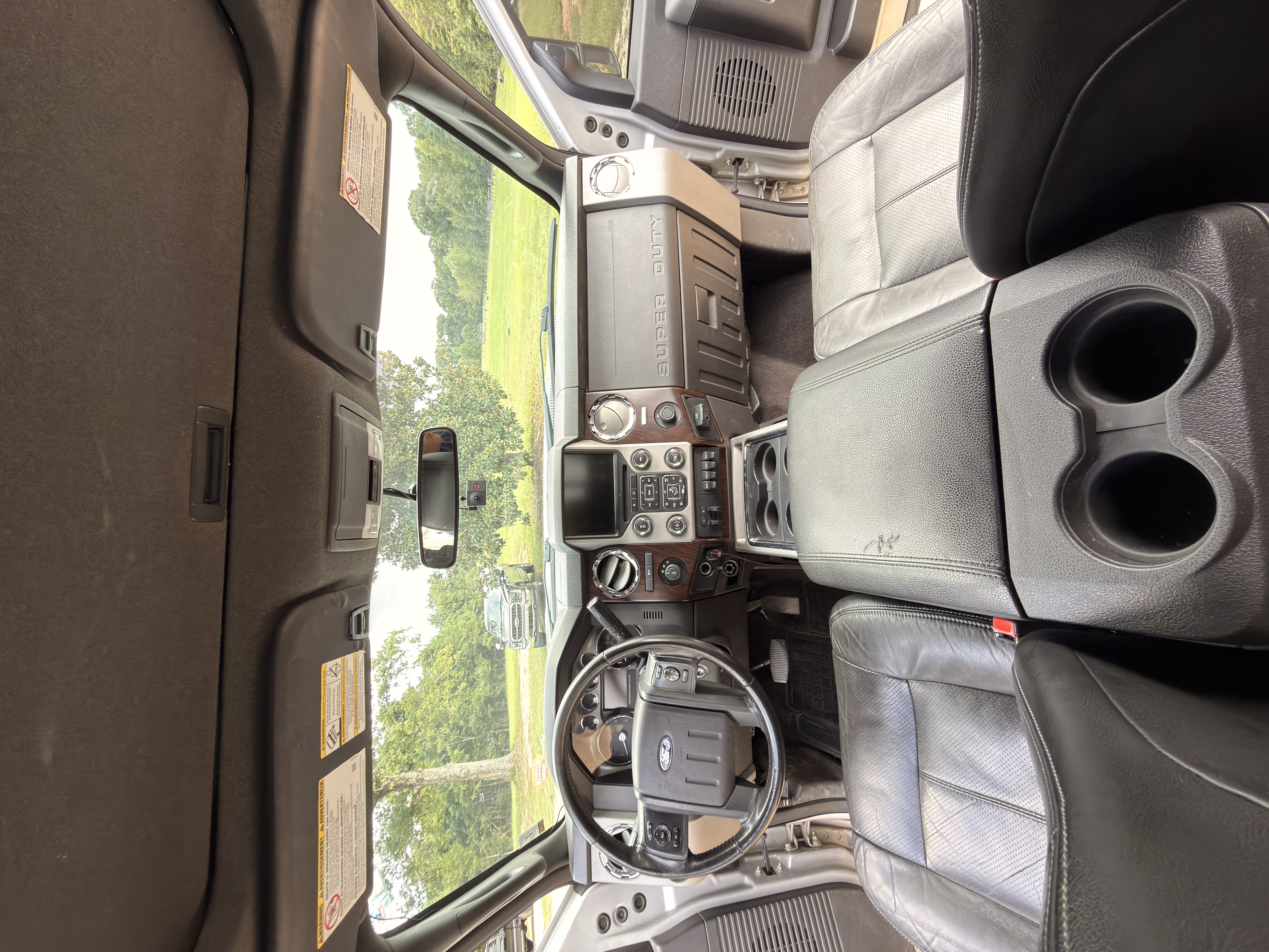 Used 2014 Ford F250 Lariat w/ Lariat Ultimate Package AWD/4WD image 11