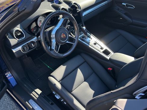 Used 2025 Porsche 718 Boxster S image 11