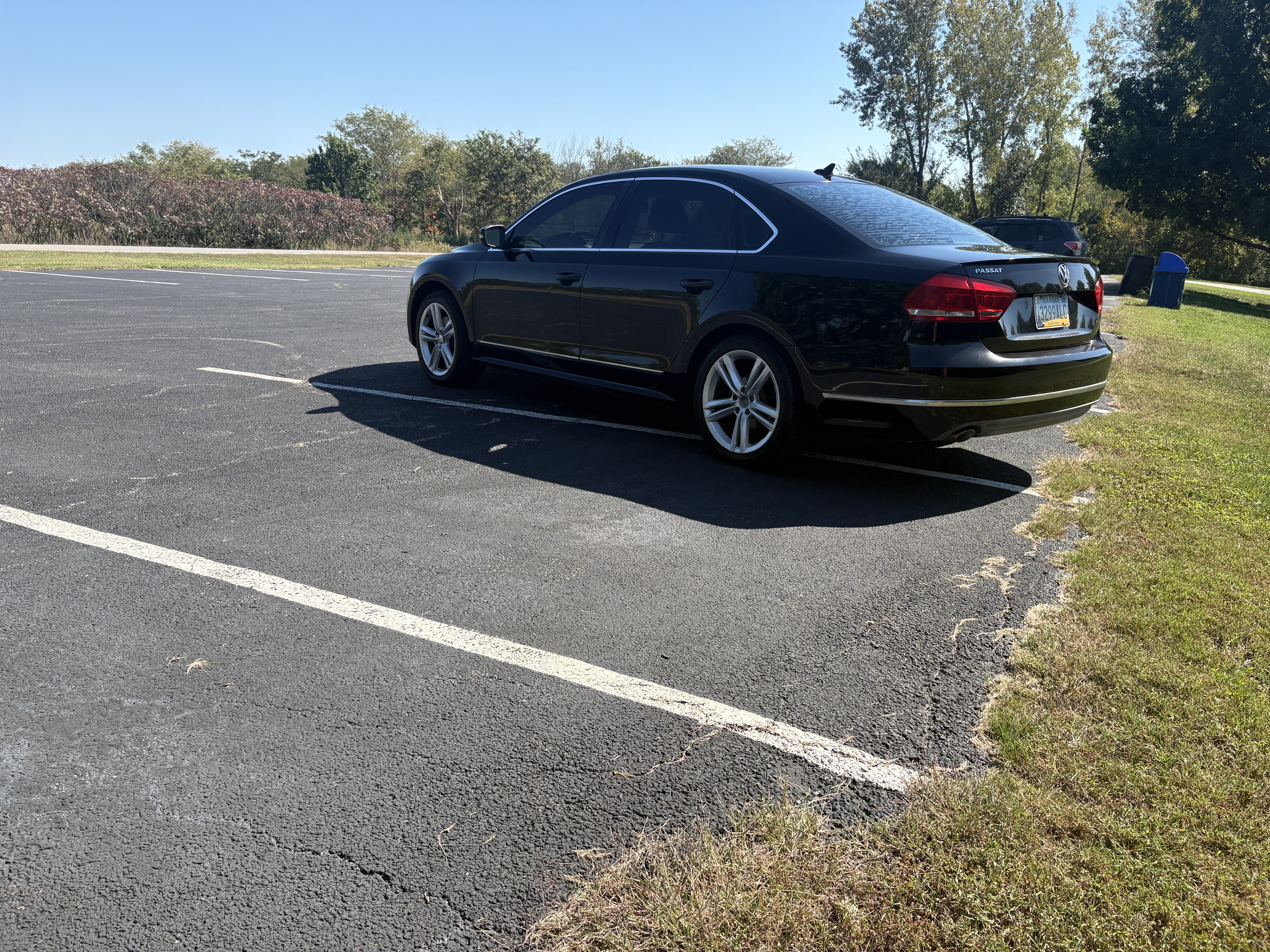 Used 2014 Volkswagen Passat TDI SEL Premium FWD image 8