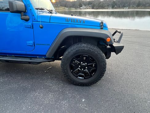 Used 2016 Jeep Wrangler Sport image 11