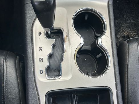 Used 2012 Jeep Grand Cherokee Limited image 14