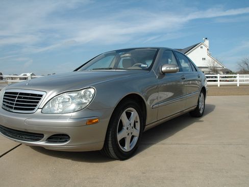 Used 2004 Mercedes-Benz S 430 S 430 Sedan 4D image 2