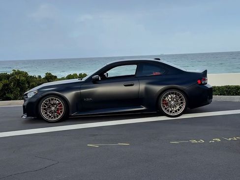 Used 2026 BMW M2 CS RWD image 2