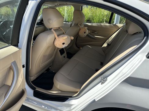 Used 2015 BMW 320i Sedan image 11