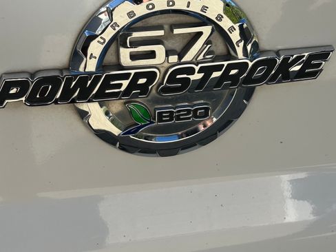 Used 2012 Ford F250 XLT w/ XLT Value Pkg RWD image 5