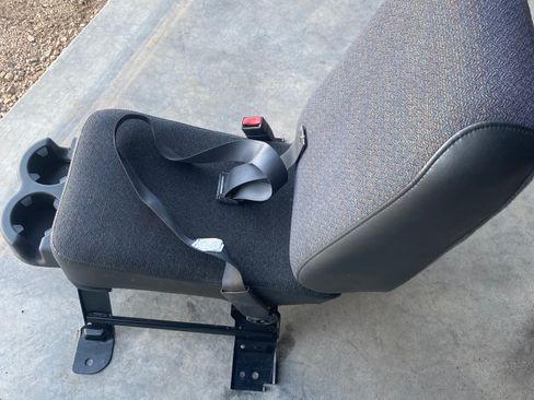 Used 2004 GMC Sierra 1500 W/T image 8