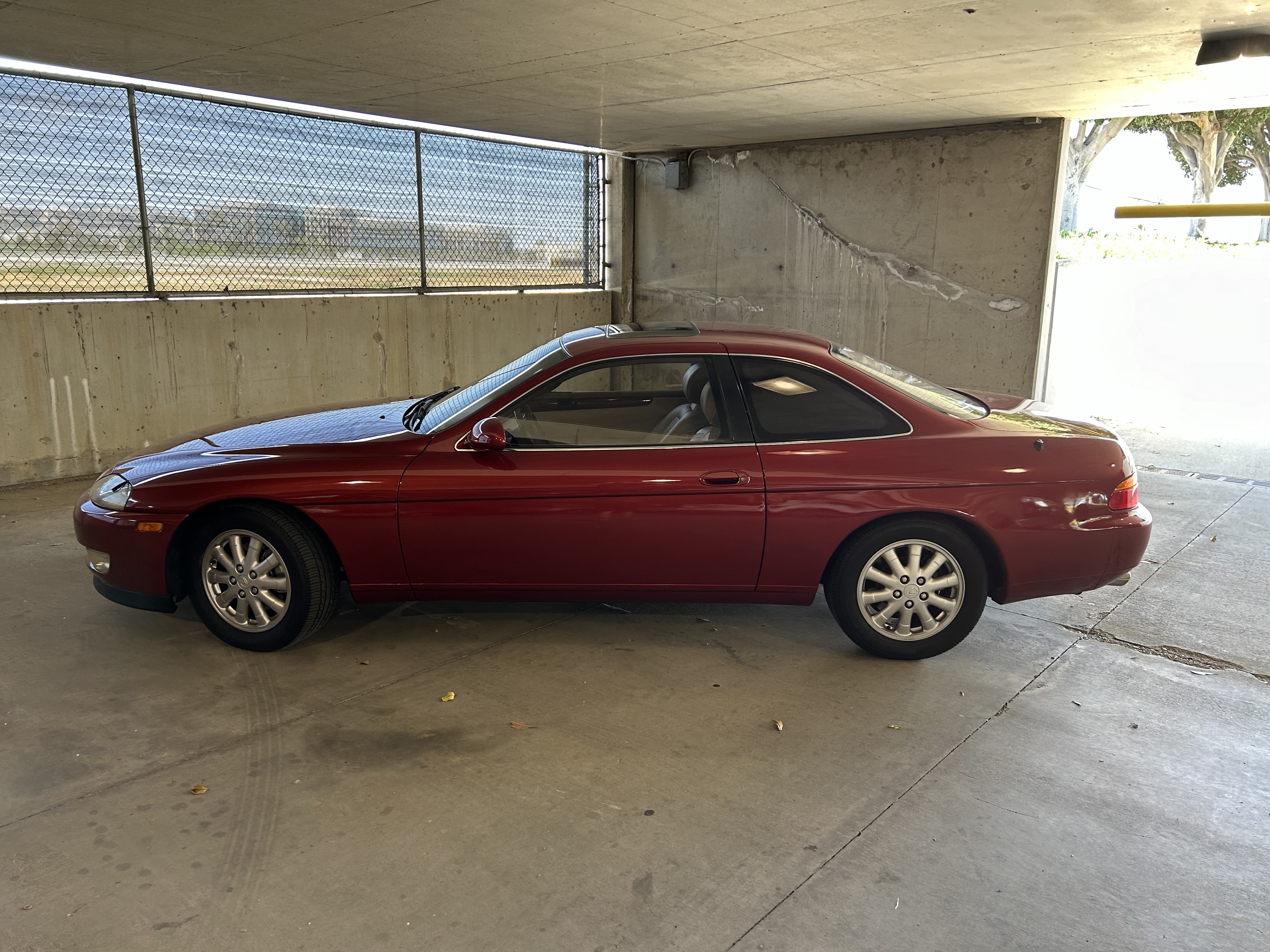 Used 1992 Lexus SC 400 Coupe RWD image 2