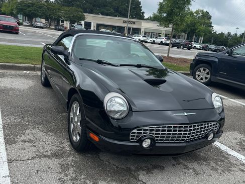 Used 2002 Ford Thunderbird RWD image 4