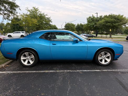 Used 2023 Dodge Challenger SXT RWD image 6